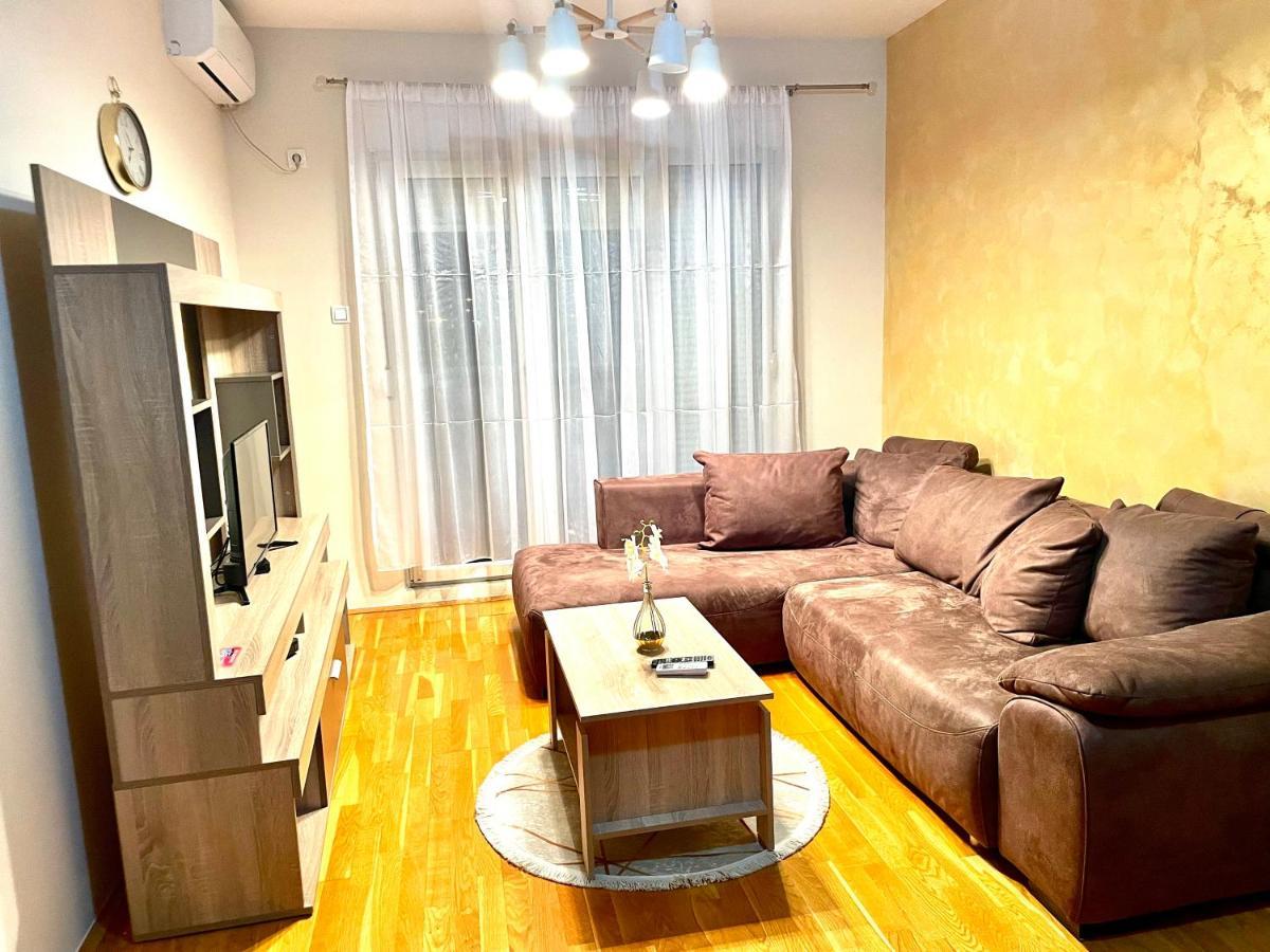 Naki Apartments Podgorica Ngoại thất bức ảnh