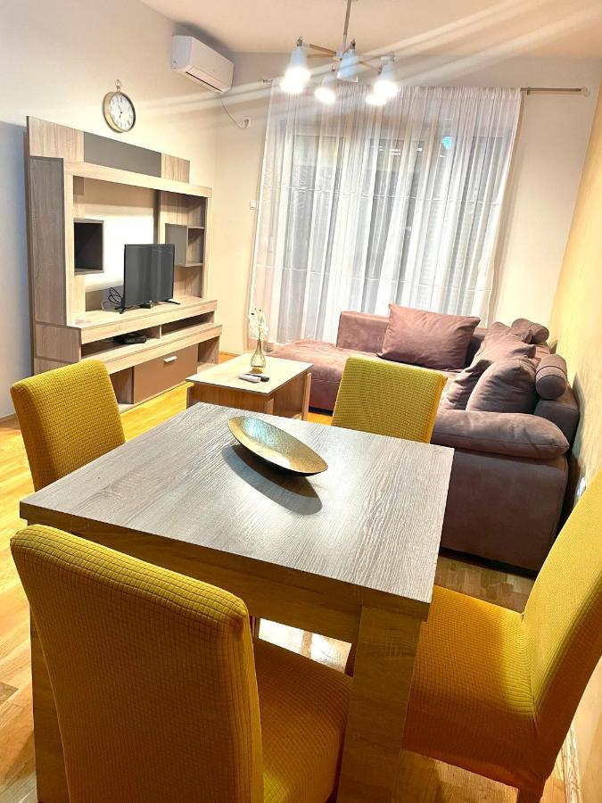 Naki Apartments Podgorica Ngoại thất bức ảnh