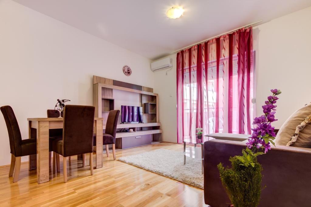 Naki Apartments Podgorica Ngoại thất bức ảnh